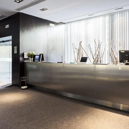 Hotel Ac Ciutat De By Marriott