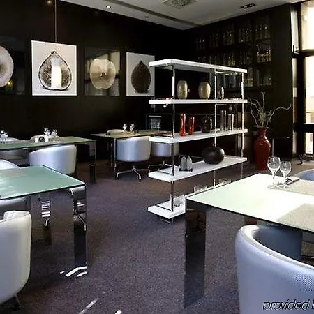 Ac Ciutat De By Marriott מלון