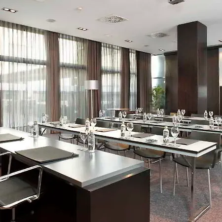 Hotel Ac Ciutat De By Marriott