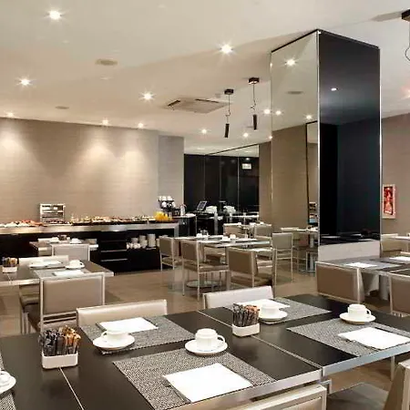 Hotel Ac Ciutat De By Marriott